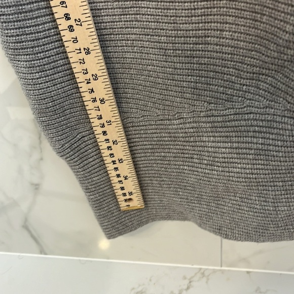 Black Tape sweater dress, excellent condition, no flaws - Picture 4 of 8